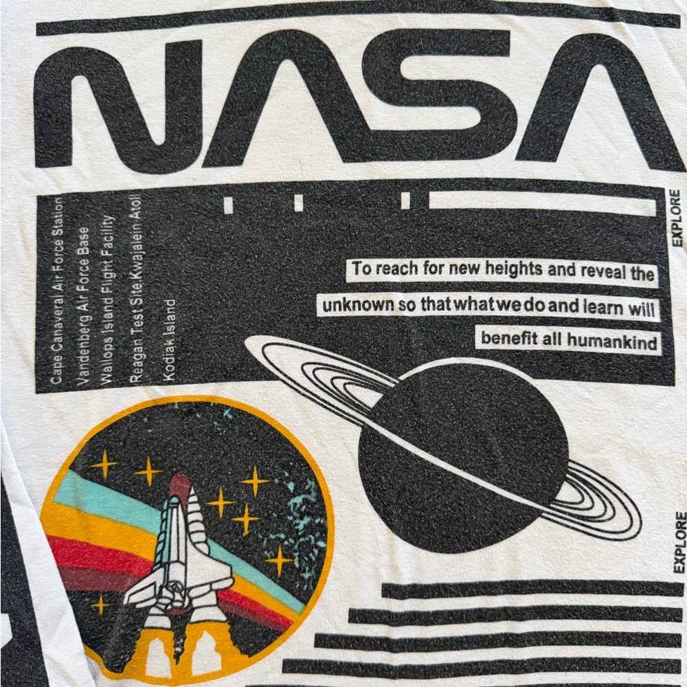 NASA White Long Sleeve Graphic Tee with Retro Rocket Shuttle Space 90’s Y2K - Picture 2 of 4
